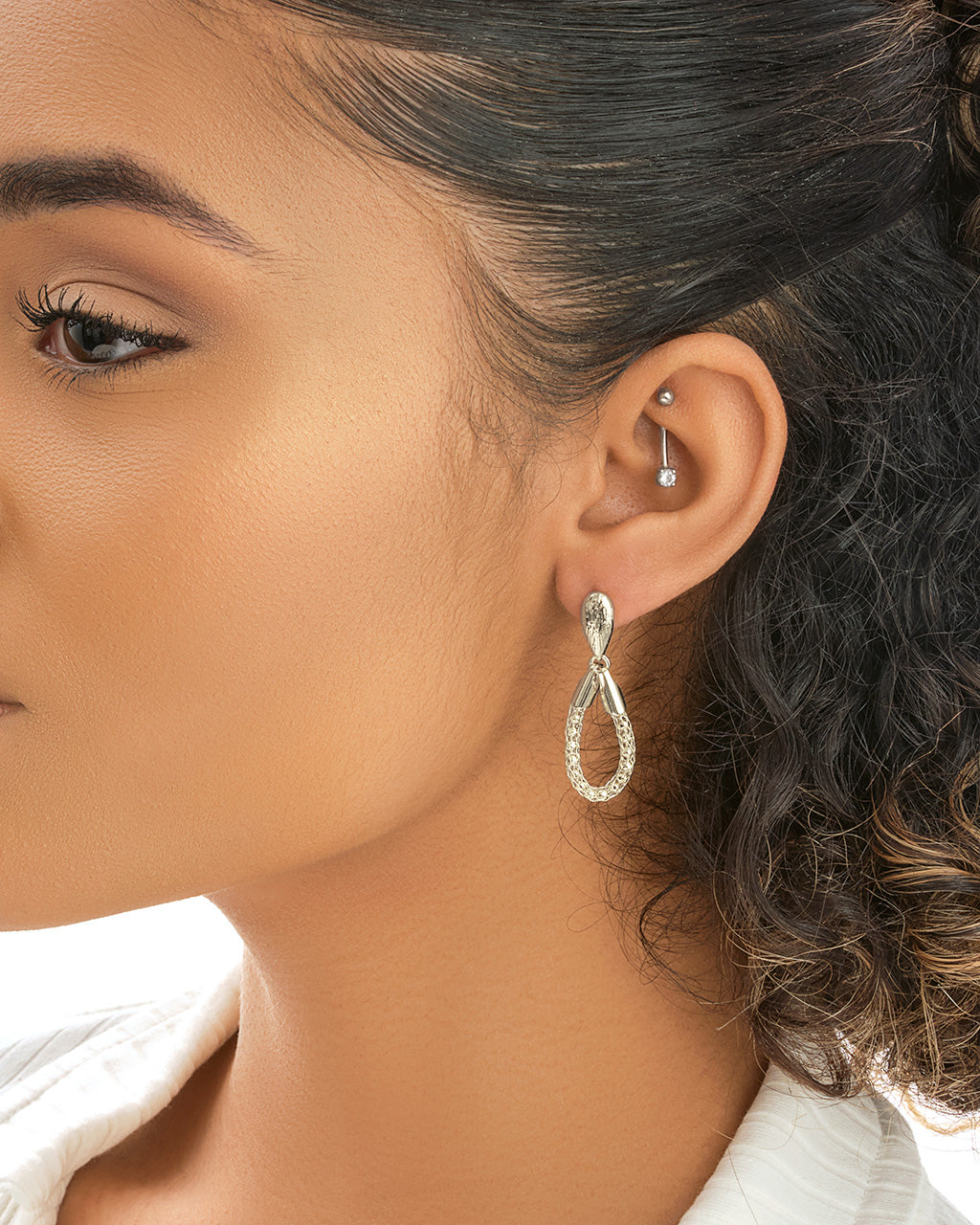 Elisa Chain Drop Earrings