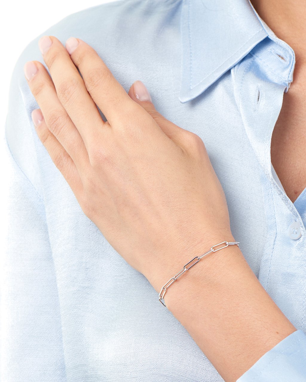 Small link bracelet from the AERO Collection made of sterling silver offers